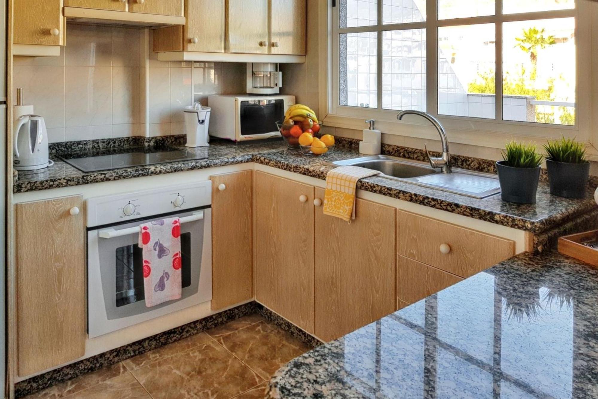 Bright Apartment In Puerto De Santiago 65 M² Terrace 외부 사진