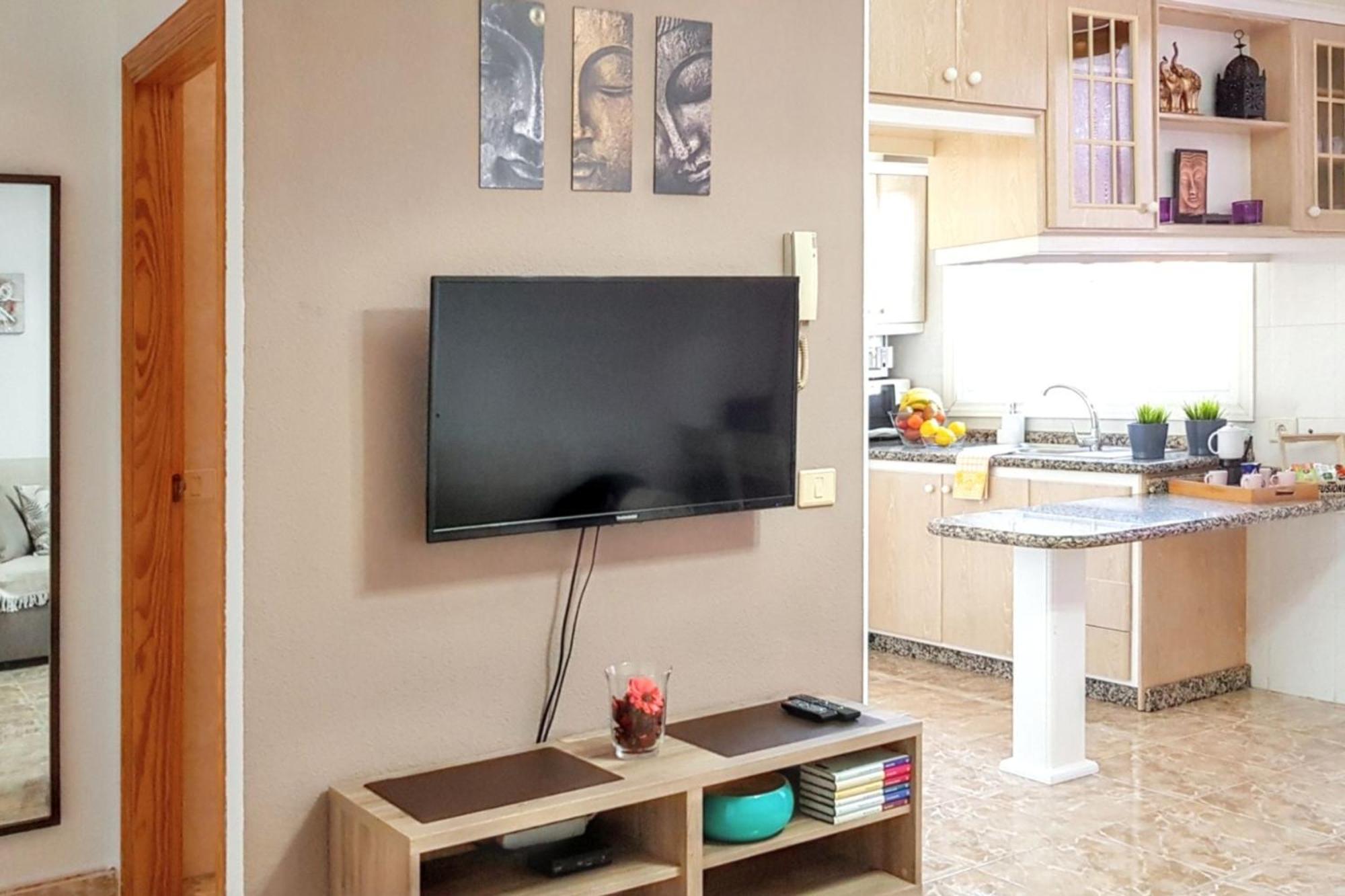 Bright Apartment In Puerto De Santiago 65 M² Terrace 외부 사진