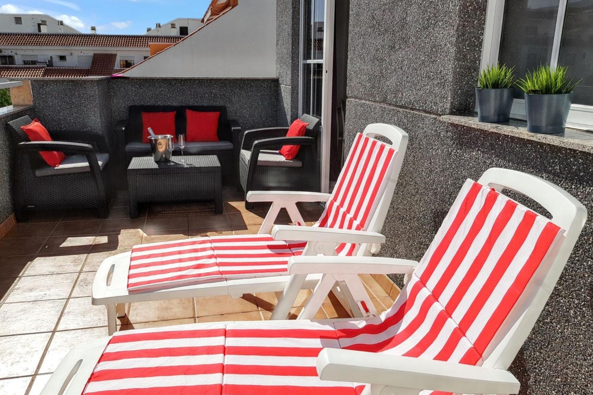 Bright Apartment In Puerto De Santiago 65 M² Terrace 외부 사진